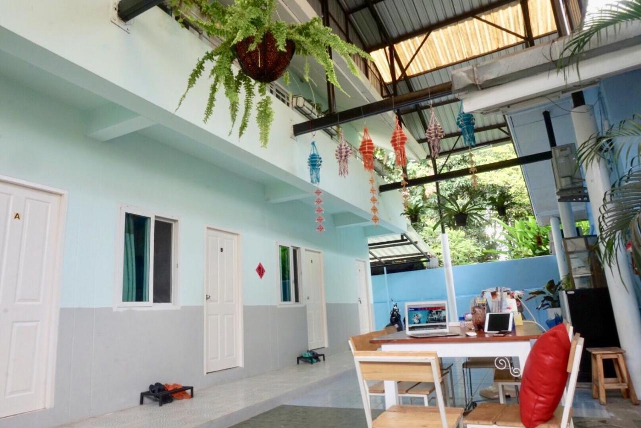 Chongrak Guesthouse Chiang Mai Exterior foto