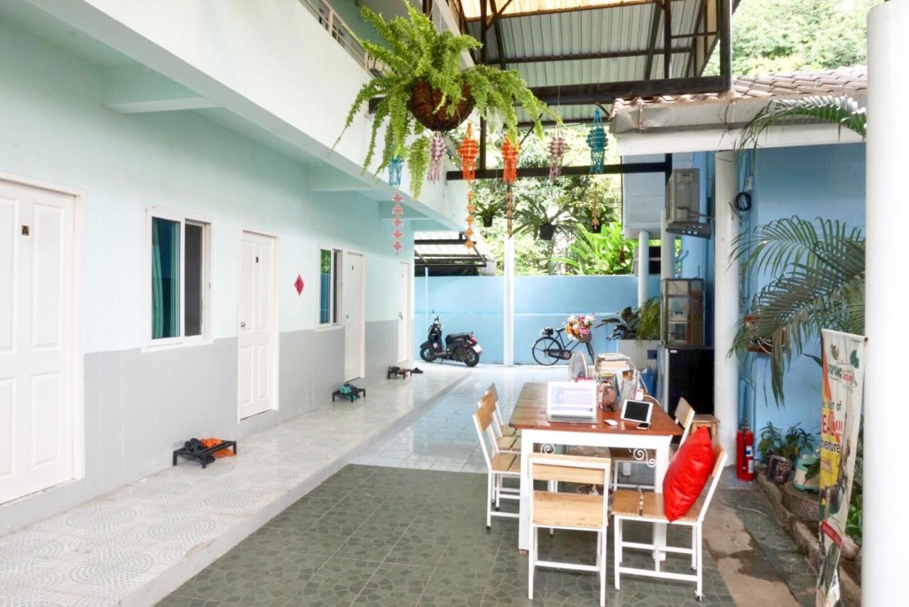 Chongrak Guesthouse Chiang Mai Exterior foto